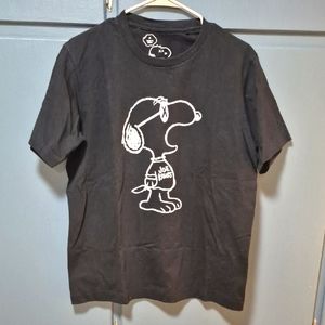 Kaws Black Snoopy Graphic T-Shirt Size M